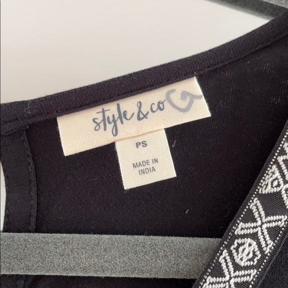 Black jumpsuit with accent trim - Picture 3 of 4